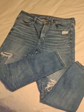 American Eagle High Rise Destroyed Stretch Jeggings